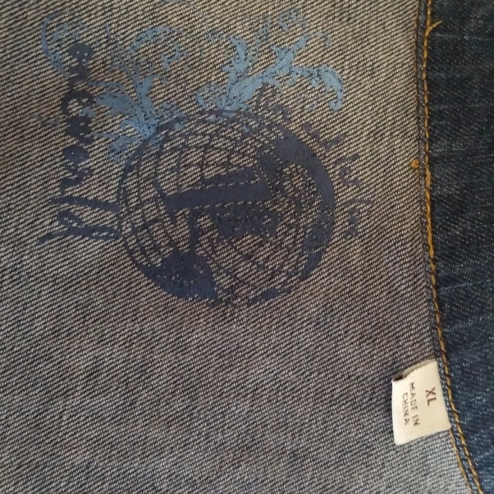 Jean jacket - Picture 3 of 4
